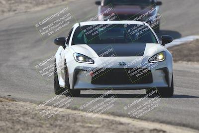 media/Oct-18-2025-Speed Ventures (Sat) [[8b3b7cf525]]/Yellow/Session 2 (Phil Hill)/